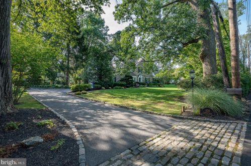 630 Glenmary Rd, Wayne, PA 19087-4407