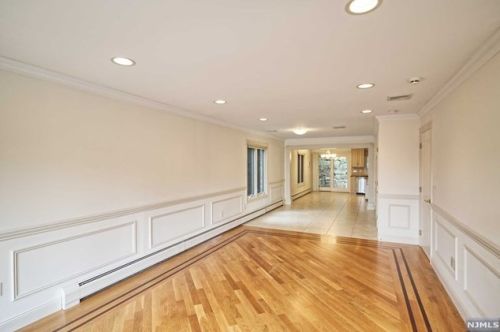 694 Undercliff Ave, Edgewater NJ  07020-1454 exterior