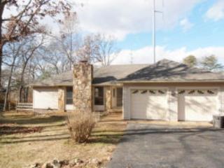 106 Gilford Ter, Crossville, TN 38558-7125