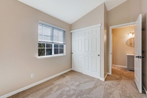 907 Kingwood St, Santa Rosa CA  95401-6509 exterior