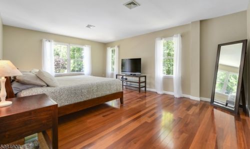 1510 Rahway Rd, Scotch Plains NJ  07076-2714 exterior