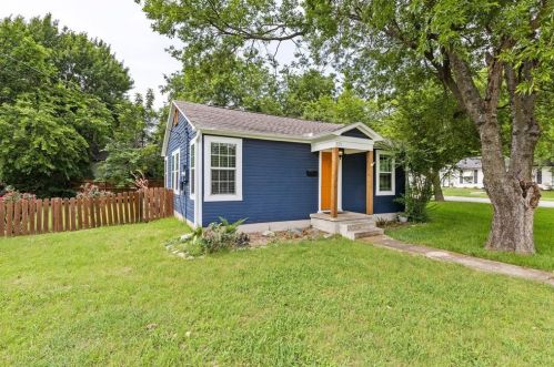 725 Panhandle St, Denton, TX 76201-2835