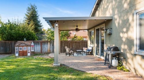 3189 Rogue River Dr, Chico CA  95973-8295 exterior