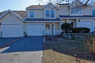 18 Plaza Ave, Defreestville, NY 12144-9660