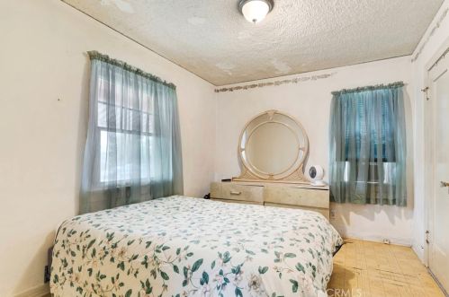 4627 Pine St, Pico Rivera CA  90660-2261 exterior