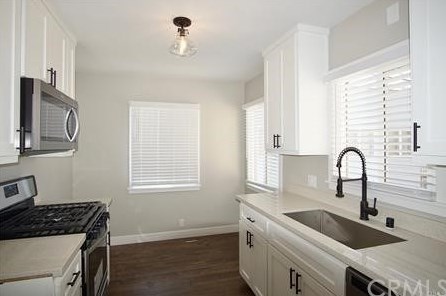 757 Redondo Ave, Long Beach CA  90804-5140 exterior