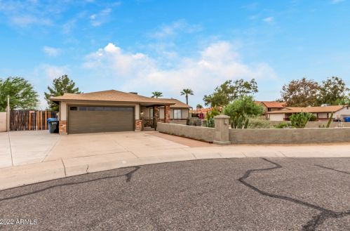 4619 101st Ave, Phoenix, AZ 85037-5233