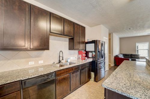 2310 Emerald Ln, Texas City TX  exterior