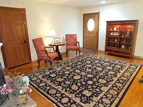 3507 Senasac Ave, Long Beach, CA 90808-2847