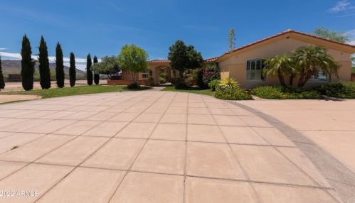 9210 19th Ave, Phoenix, AZ 85041-8612