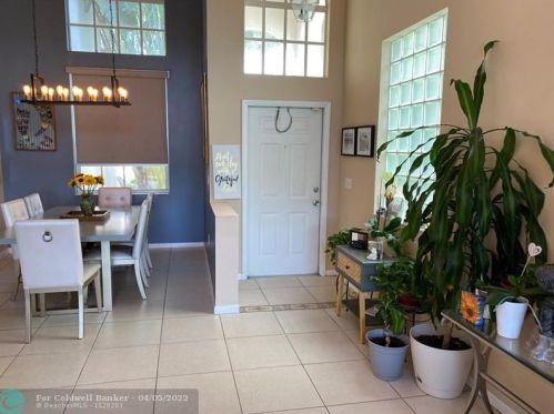 271 151 Ave, Hollywood FL exterior