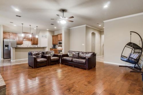 116 Venado Ct, Azle TX  76020-3643 exterior