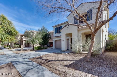 1723 Rochester Dr, Gilbert, AZ 85295-0623