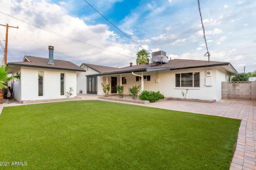 8334 Oak St, Scottsdale AZ  85257-2852 exterior