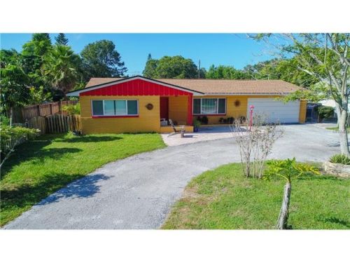 5108 27th Ave, Saint Petersburg, FL 33707-5414