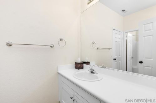 6162 Paseo Monona, Carlsbad CA  92009-2218 exterior