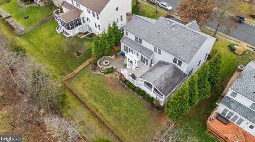 951 Rhonda Pl, Leesburg VA  20175-5632 exterior