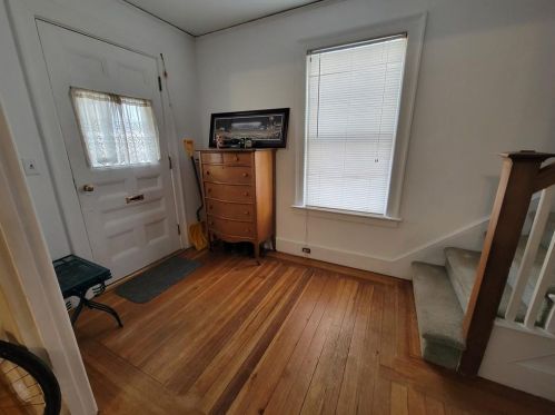 122 Warwick Ave, Providence RI  02905-3518 exterior