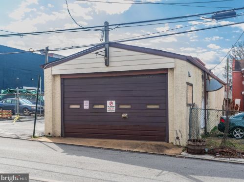 139 Penn St, Norristown, PA 19401-4736