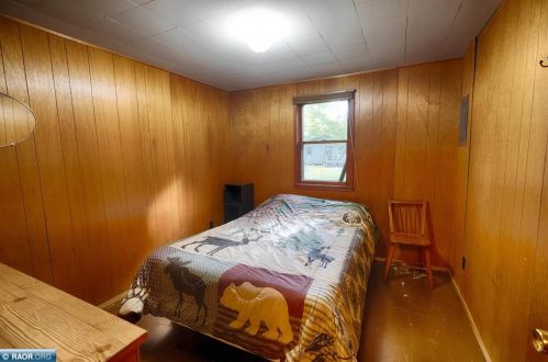 2452 Retreat Lodge Rd, Cook MN 55723-8717 exterior