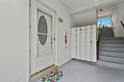 3210 Meridian Way, West Palm Beach, FL 33410-5023