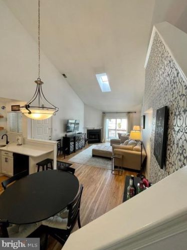 1134 Tristram Cir, West Deptford, NJ 08051-2229