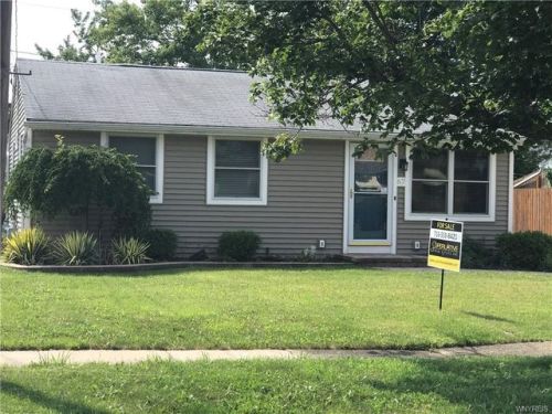 67 Glidden St, Buffalo, NY 14206-2553