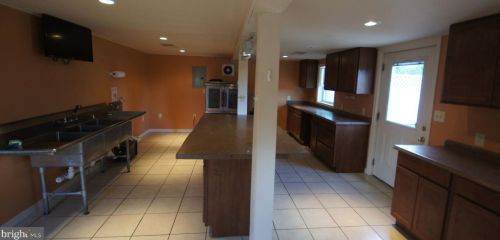 9 16th St, Camp Hill PA  17011-4801 exterior