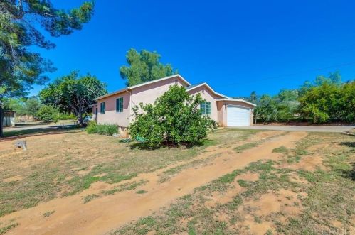 9998 Dunbar Ln, El Cajon CA 92021-2631 exterior