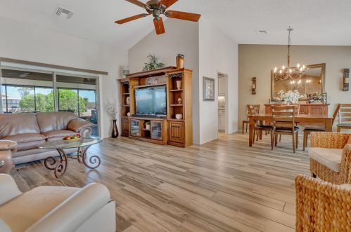 21615 123rd Dr, Sun City, AZ 85375-1950