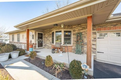 5114 Homestead Dr, Coopersburg, PA 18036-2401