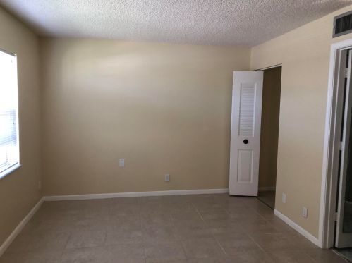 1121 Cactus Ter, Delray Beach FL  33445-6145 exterior