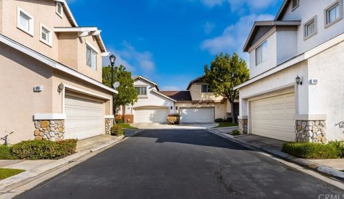 842 Kintyre Dr, Orange, CA 92869-7533