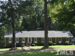 253 Summerwinds Dr, Cary, NC 27518-9640