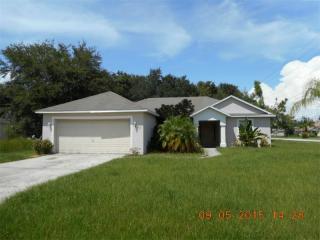 401 Dove Dr, Kissimmee, FL 34759-4418