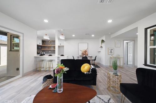 12912 Gramercy Pl, Gardena CA  90249-1808 exterior