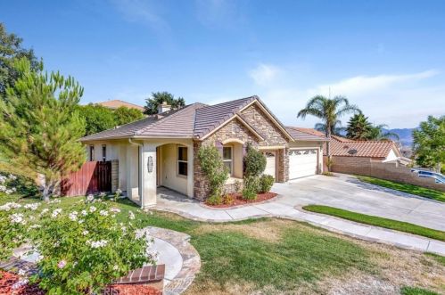 28338 Hawks Ridge Dr, Santa Clarita, CA 91351-5021