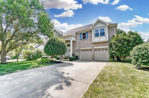 12026 Diamondview Dr, Cincinnati, OH 45241-1726