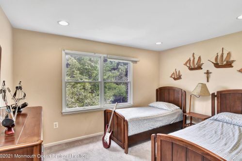 8 Rillstone Ct, East Freehold NJ  07728-8574 exterior