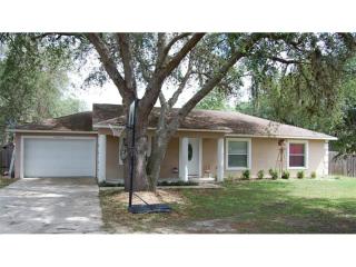 40806 6th Ave, Umatilla, FL 32784-8885