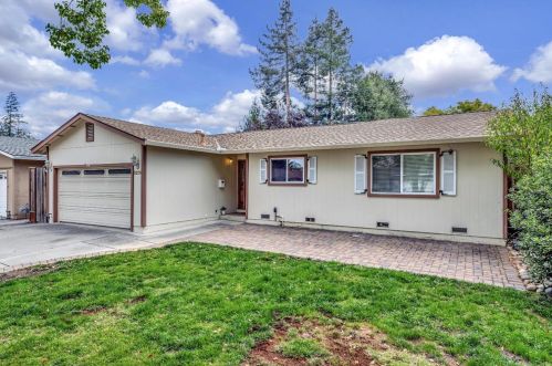 2276 Highland Park Ln, Campbell, CA 95008-4913