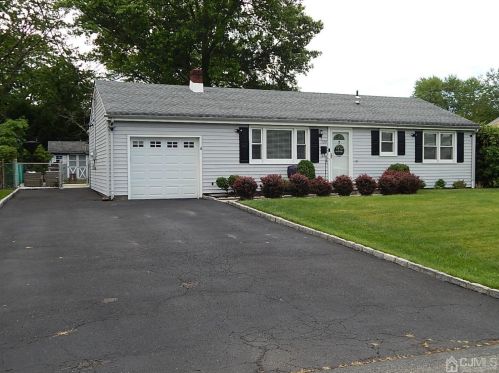 120 Clarke Ave, South Plainfield, NJ 07080-5318