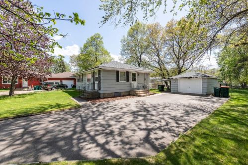 10643 Washington Blvd, Minneapolis, MN 55434-1617