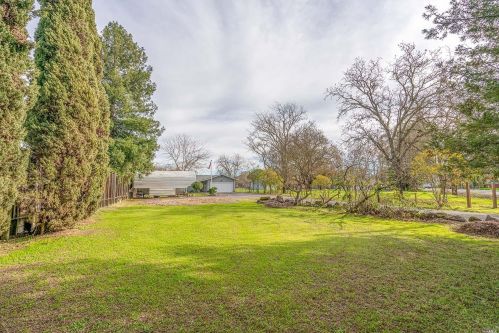 6530 Old Redwood Hwy, Santa Rosa CA  95403-1480 exterior