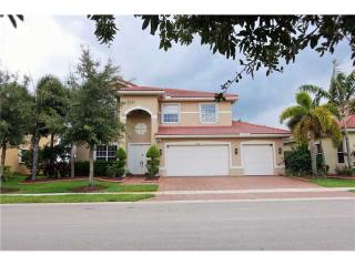 18032 41st St, Hollywood, FL 33029-5036
