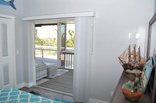 8563 Juneau Ct, Saint James City FL  33956-0032 exterior