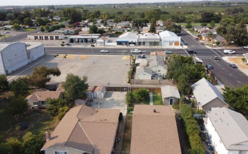 3336 Topeka St, Riverbank CA  95367-2330 exterior