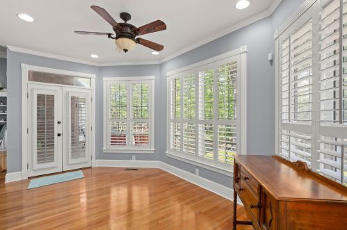 128 Porcher Dr, Bonneau SC  29431-8694 exterior