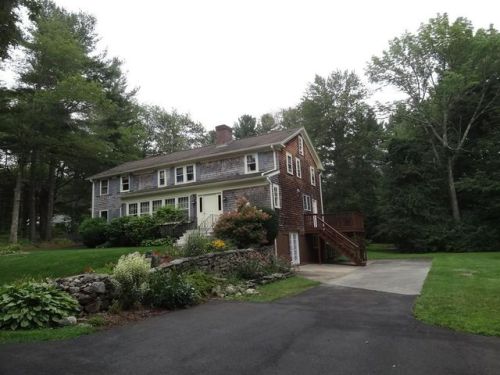 87 New Salem Rd, Petersham MA  01366-9703 exterior