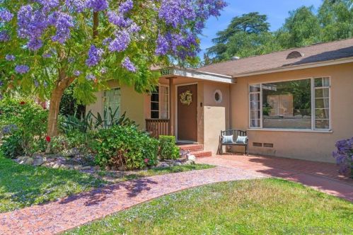 4551 University Ave, Riverside, CA 92501-3037